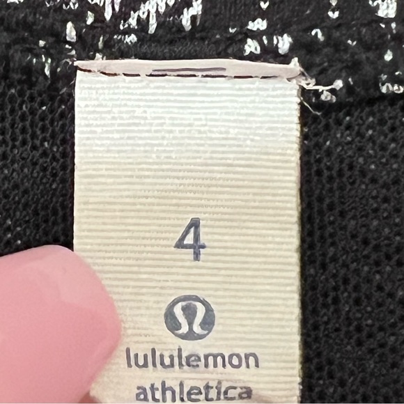 Lululemon Define Jacket 🖤 Heathered Black & White | Sculpting Fit Size 4 (Small) - Picture 4 of 7